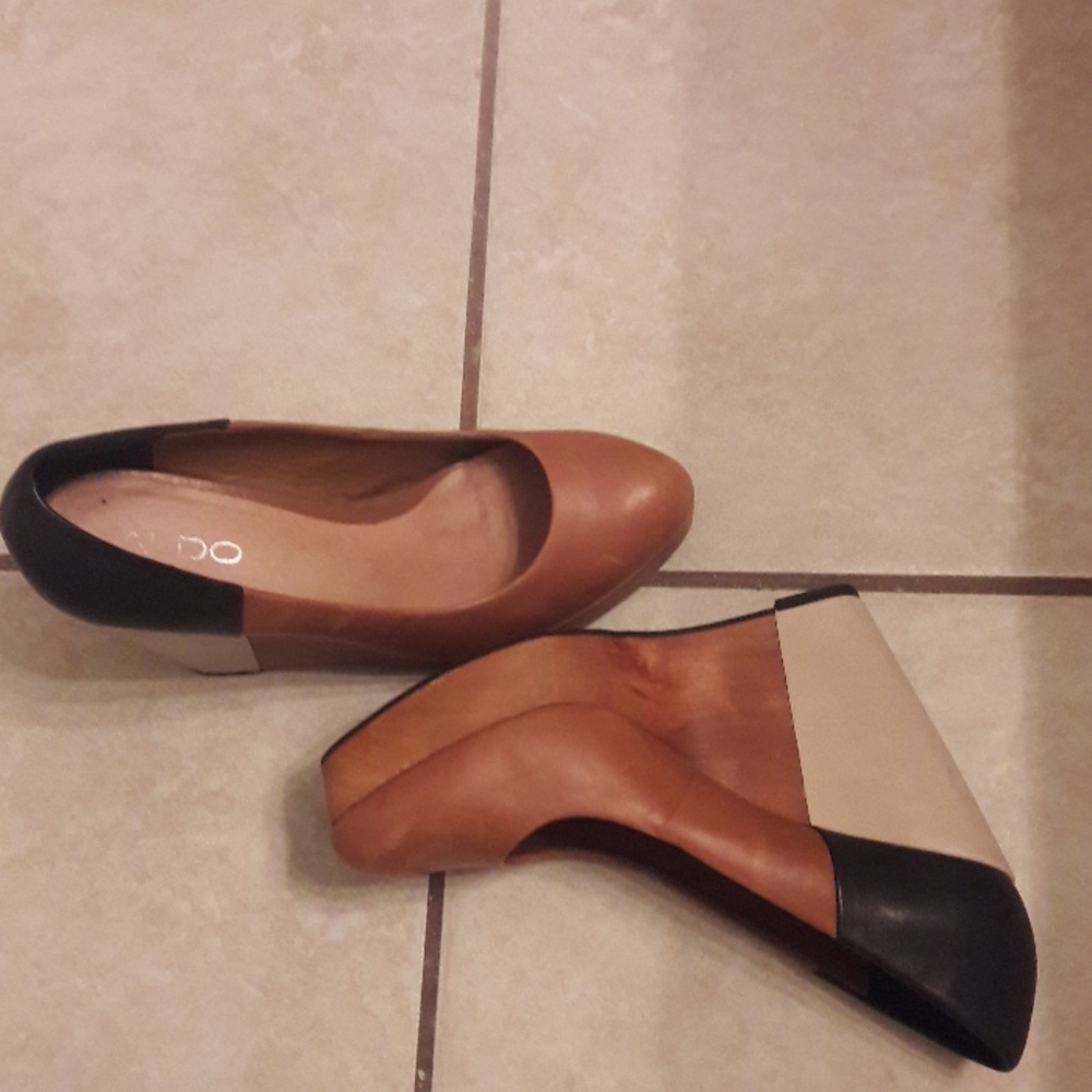 Aldo/ Color Block/ Wood/ Wedge Heels - Picture 6 of 8